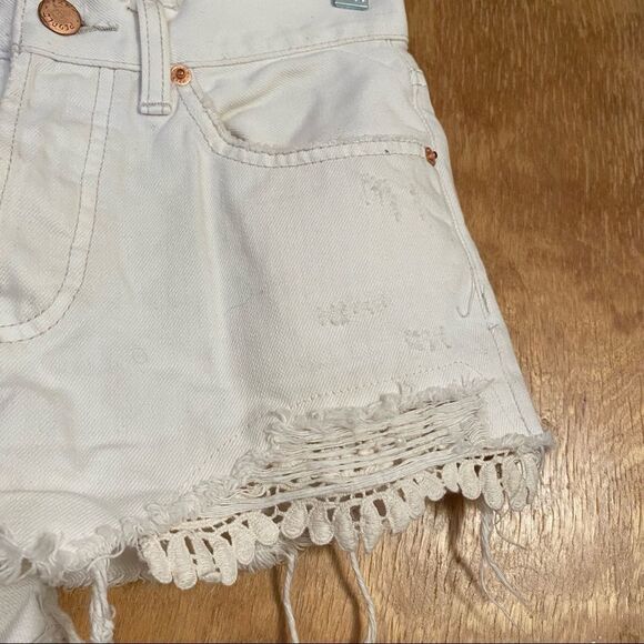 Free People White Distressed Boho Lace Jean Shorts - Picture 9 of 13